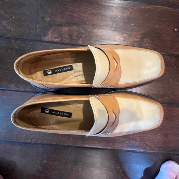 Magnanni Mens 9.5 D - Picture 2 of 4